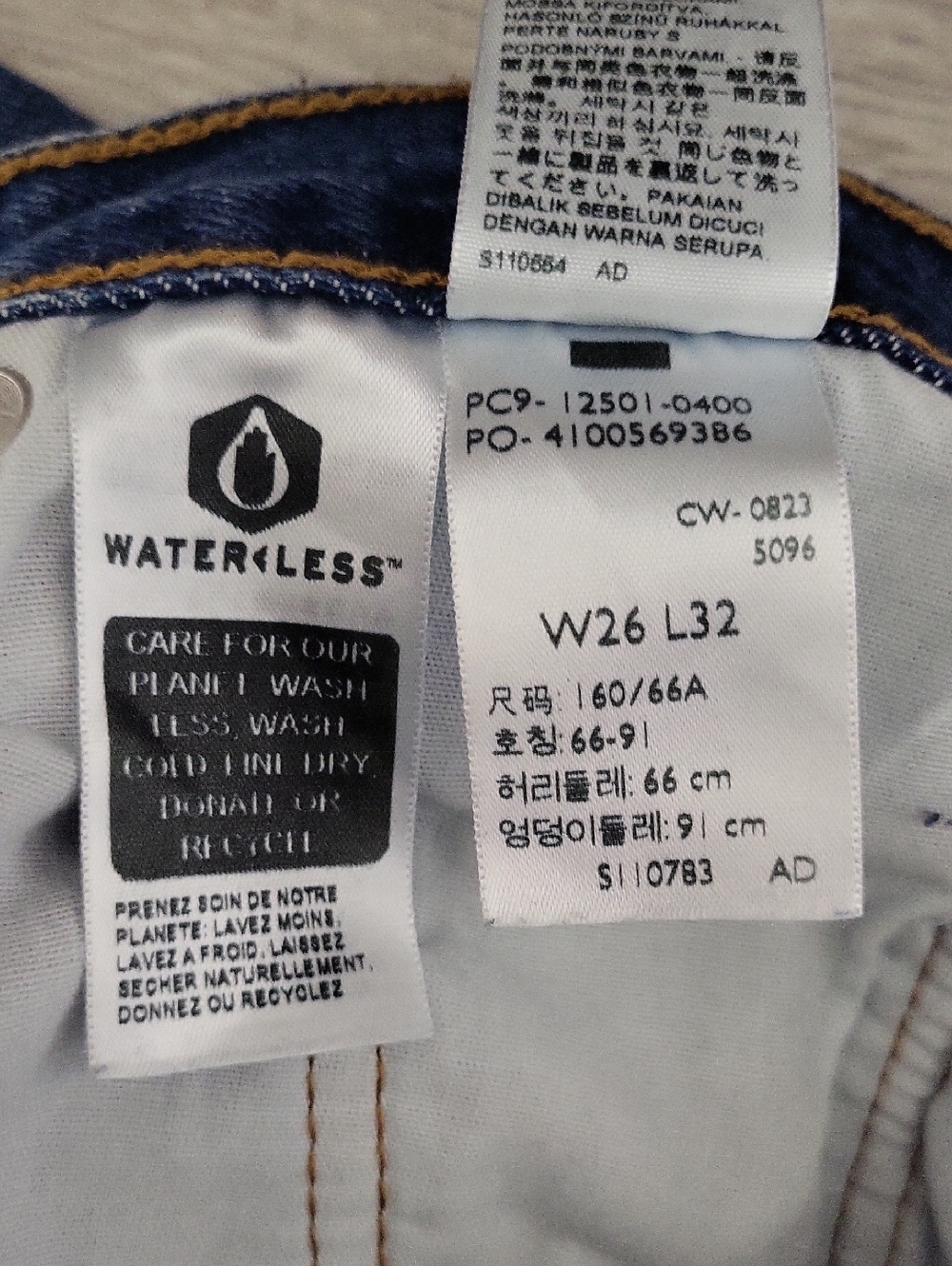 Levi's 501 Jeans W26 L32 Button Fly High Rise Straight Leg Medium Wash Unisex - Picture 3 of 11